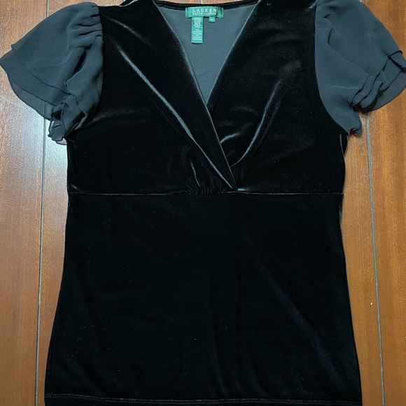 LAUREN Ralph Lauren Black Flutter-Sleeve Cocktail Top sz: Small - Picture 2 of 7